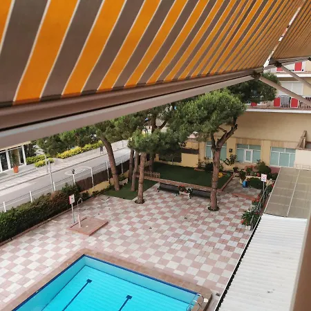 Apartamento Il Sole-appartamento Centrico E Luminoso Vicino Al Mare *